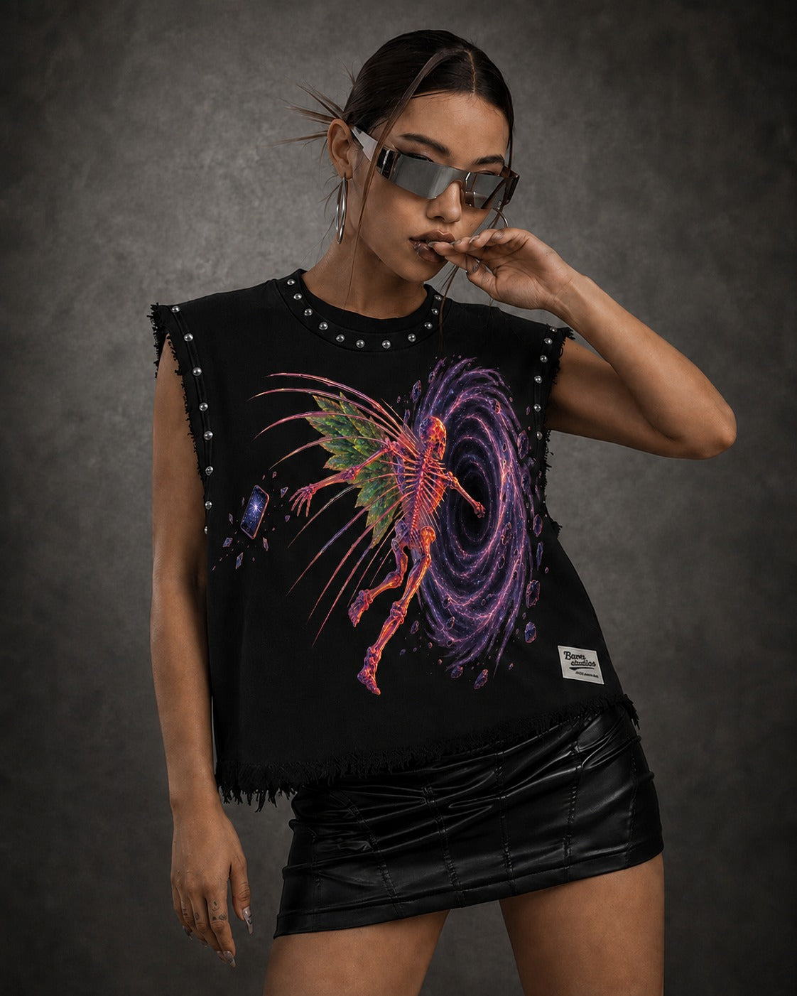 ENTER THE PORTAL UNISEX BLACK VEST (BOXYFIT)